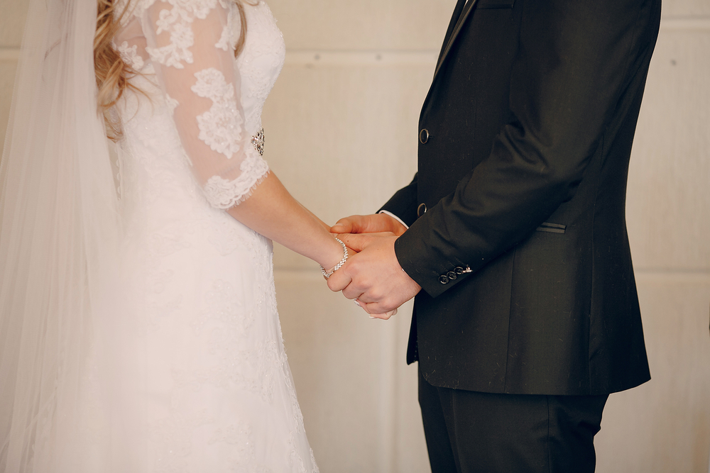 Should Christians write their own marriage vows? | WordSlingers